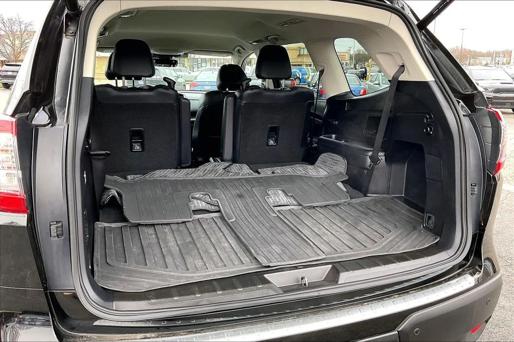 2024 Subaru Ascent Limited - Photo 31