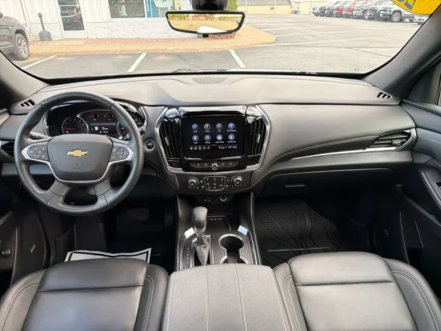 Used 2023 Mosaic Black Metallic Chevrolet LT Leather image 32