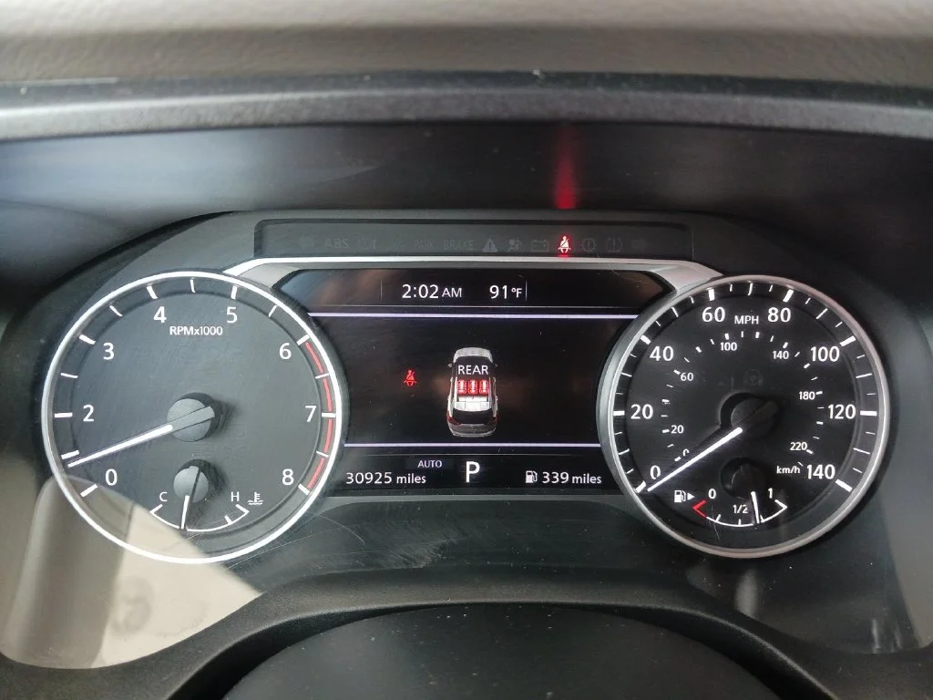 Used 2024 White Nissan SV image 18
