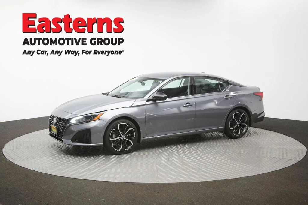 Used 2023 Gray Nissan 2.5 SR image 56