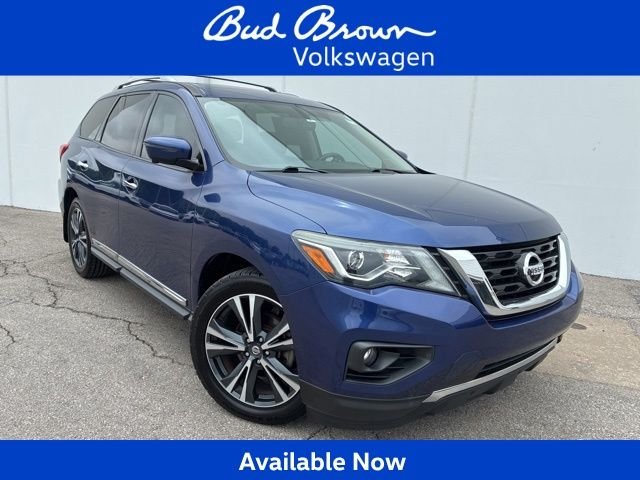 2017 Nissan Pathfinder Platinum 2WD's photo