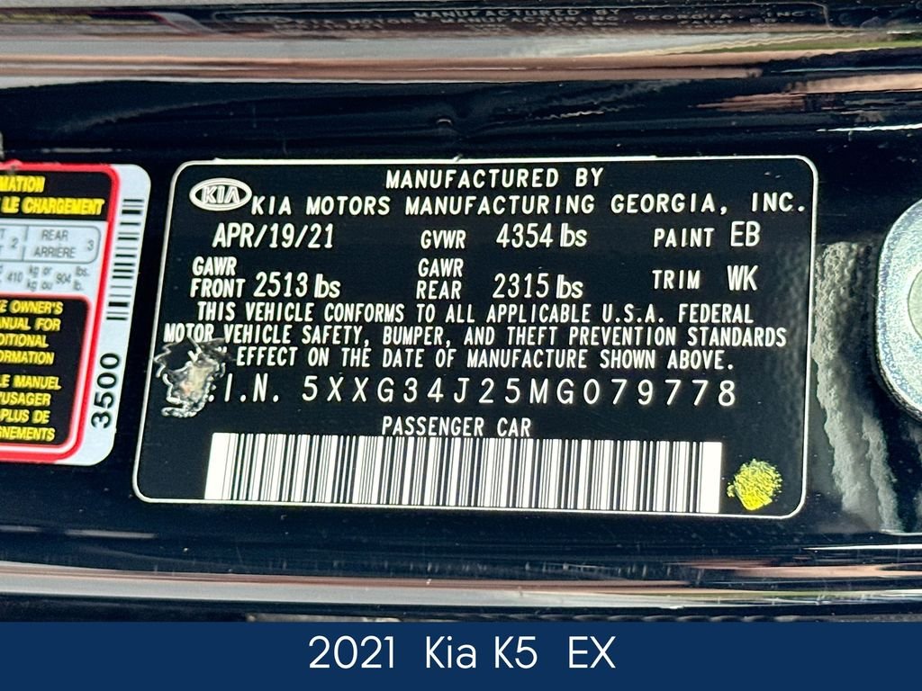Used 2021 Black Kia EX image 21