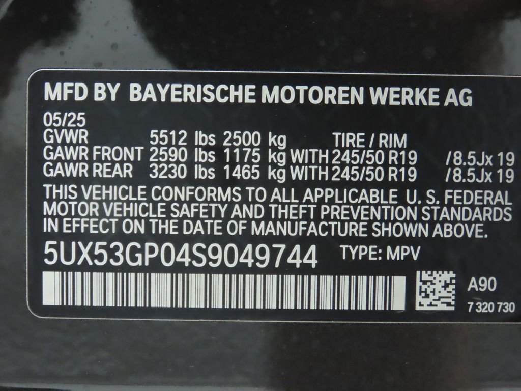Certified Used 2025 Dark Graphite BMW 30 xDrive image 33