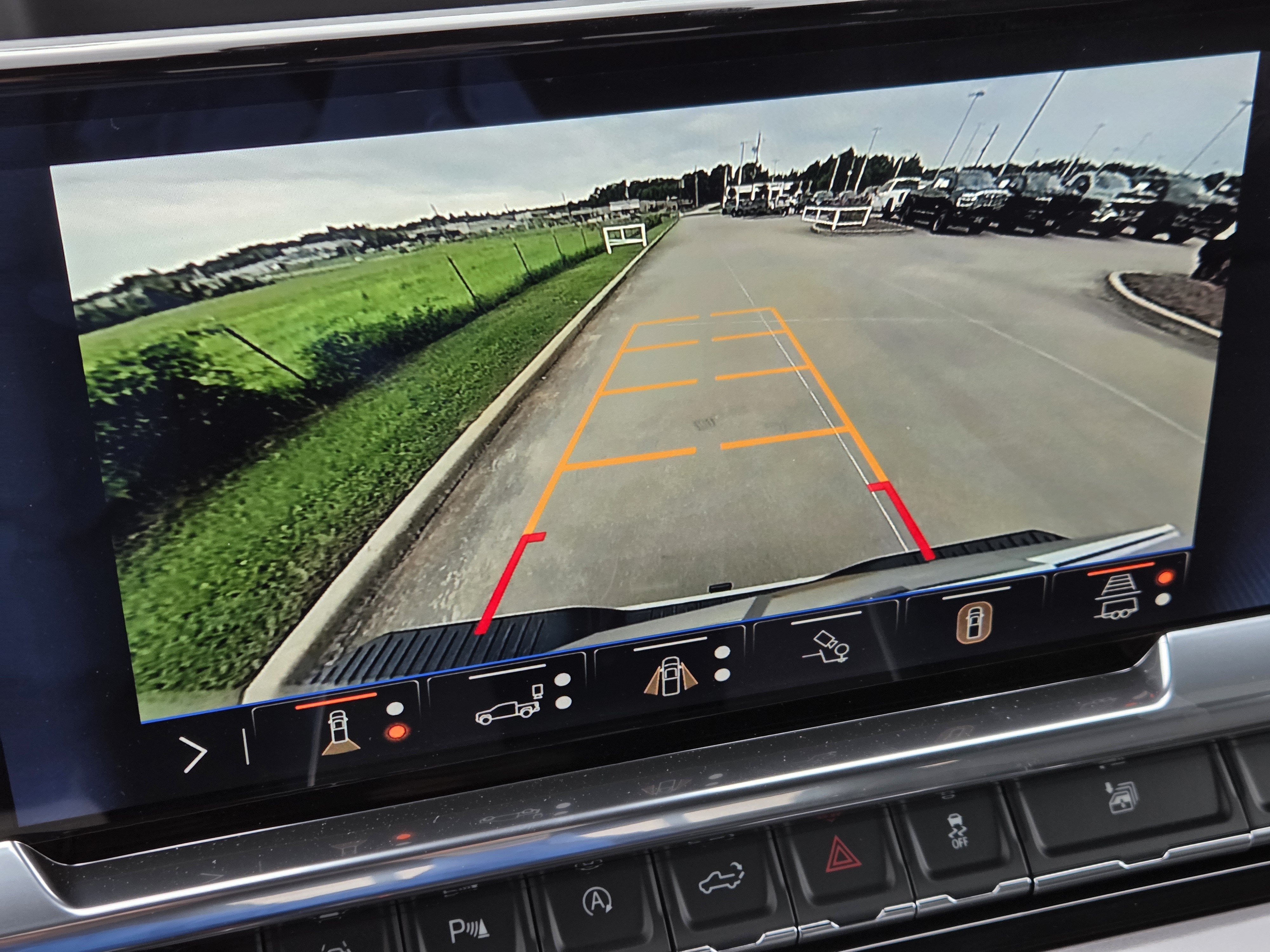 2026 Chevrolet Silverado 1500 High Country - Photo 15