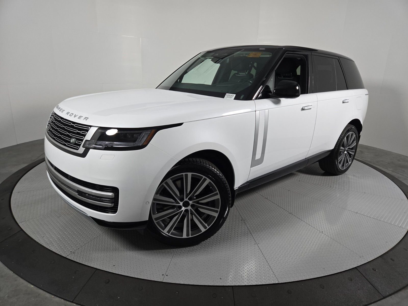 New 2026 Ostuni Pearl White Land Rover Autobiography image 1