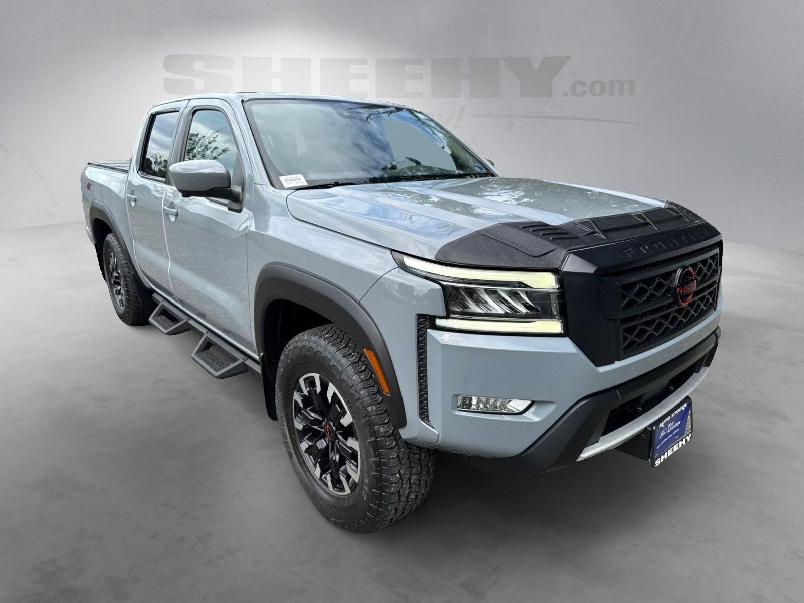 Used 2024 Gray Nissan PRO-4X image 38