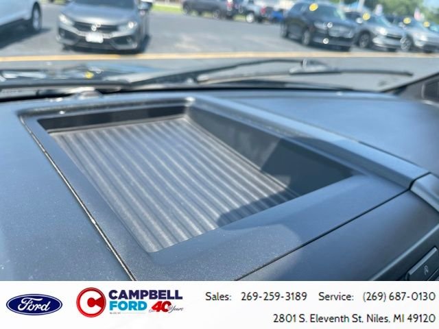 Used 2021 Black Metallic Ford XLT image 43