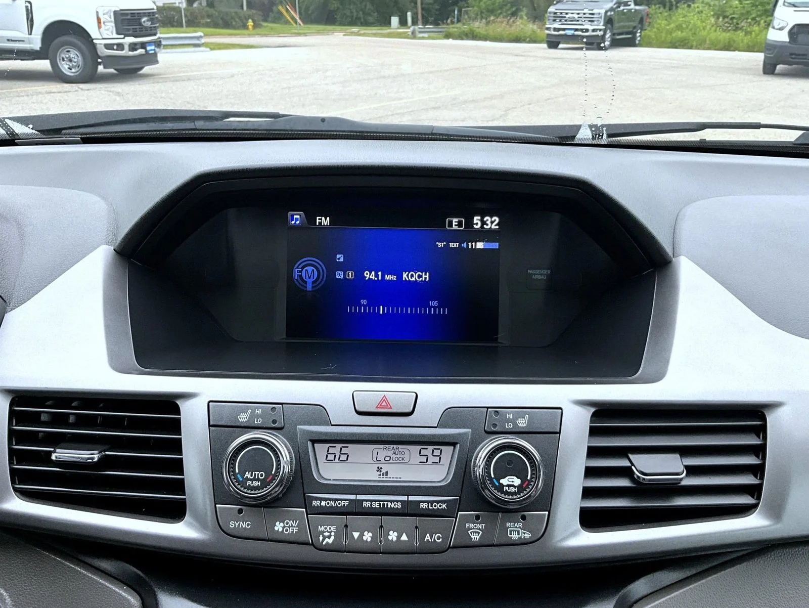 Used 2014 White Honda EX-L image 14