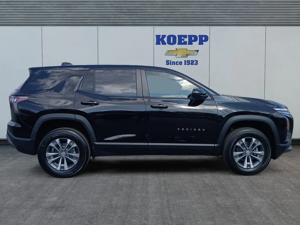 New 2026 Mosaic Black Metallic Chevrolet LT image 6