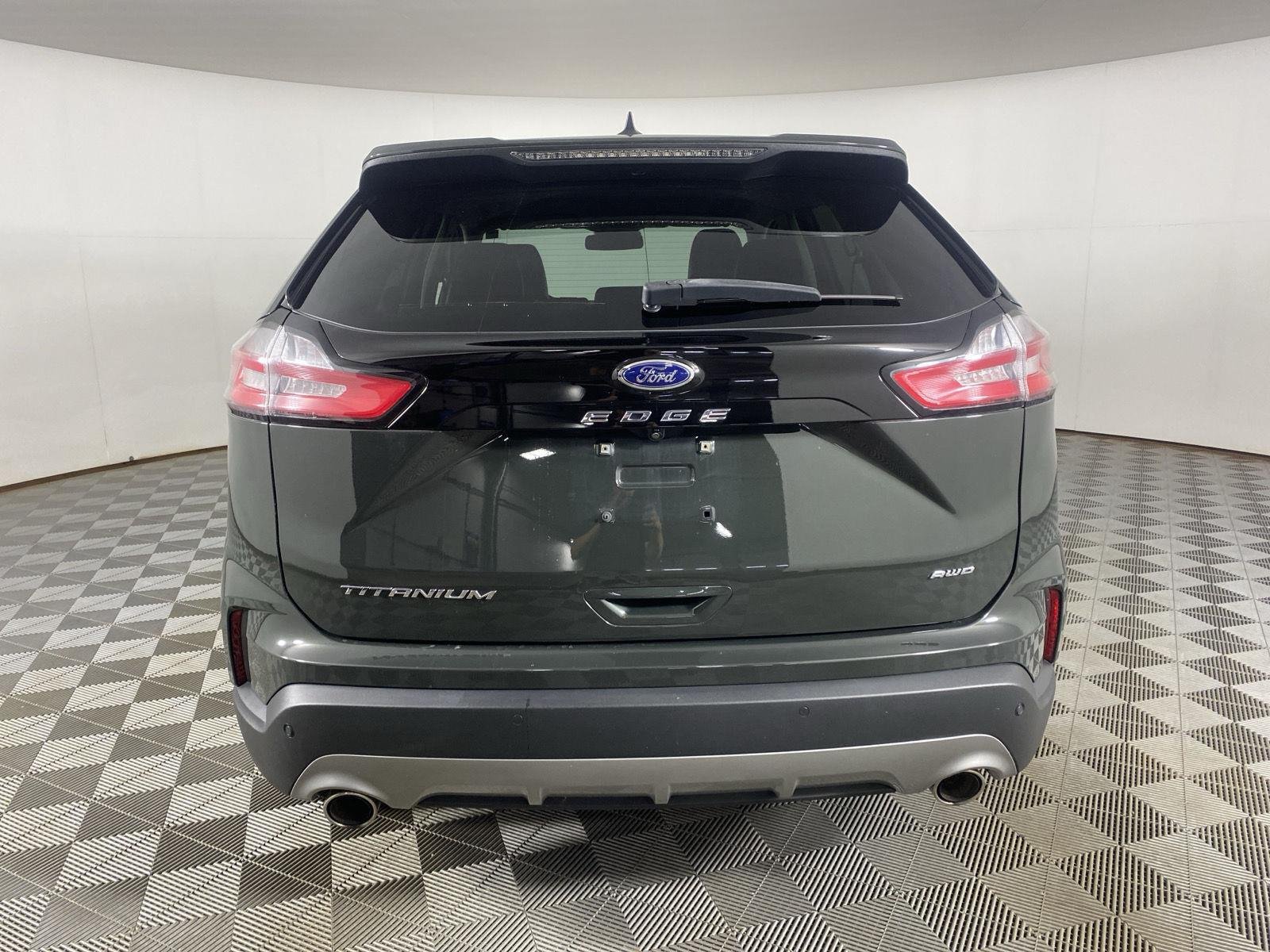 Used 2022 Forged Green Ford Titanium image 8