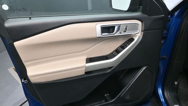 Used 2021 Blue Ford Limited image 17