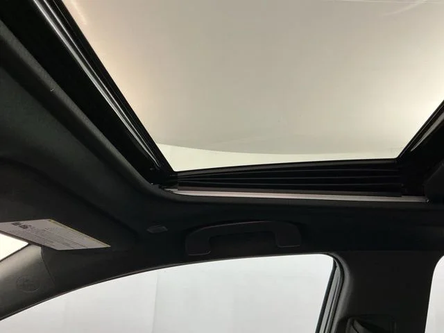 Used 2025  Toyota SE image 21