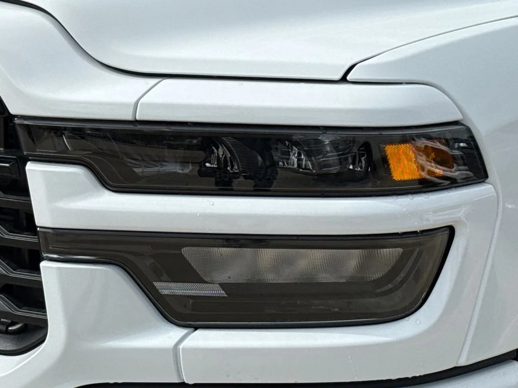 New 2026 Bright White Clear-Coat Exterior Paint RAM Big Horn image 4