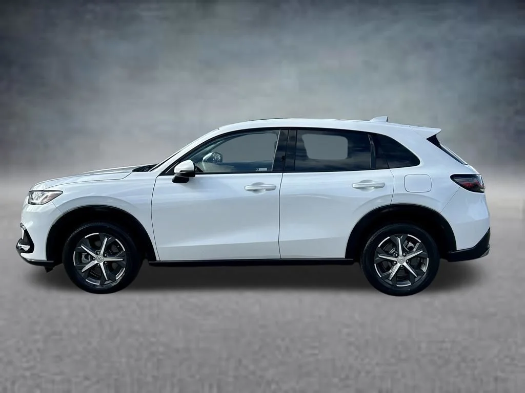 Used 2023 White Honda EX-L image 8