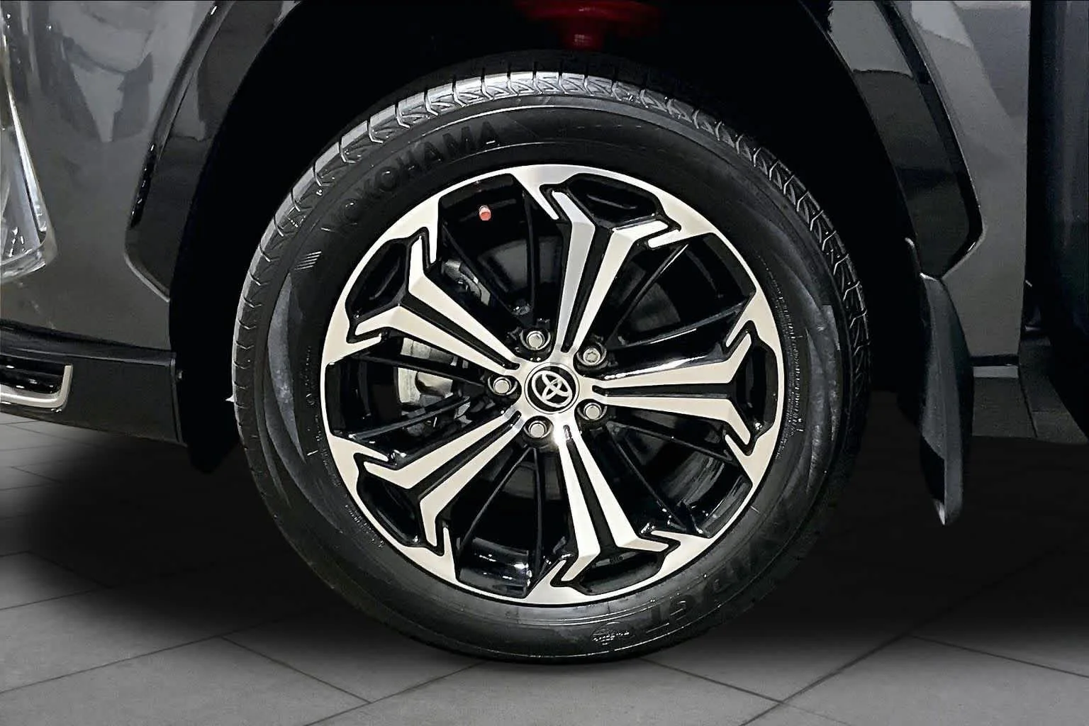 Certified Used 2024 Magnetic Gray Metallic/Midnight Black Metallic Toyota XSE image 11