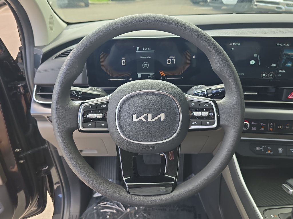 Certified Used 2026  Kia LX image 30