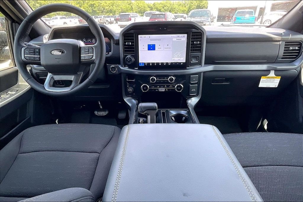 New 2026 Ford F-150 XLT 4D SuperCrew