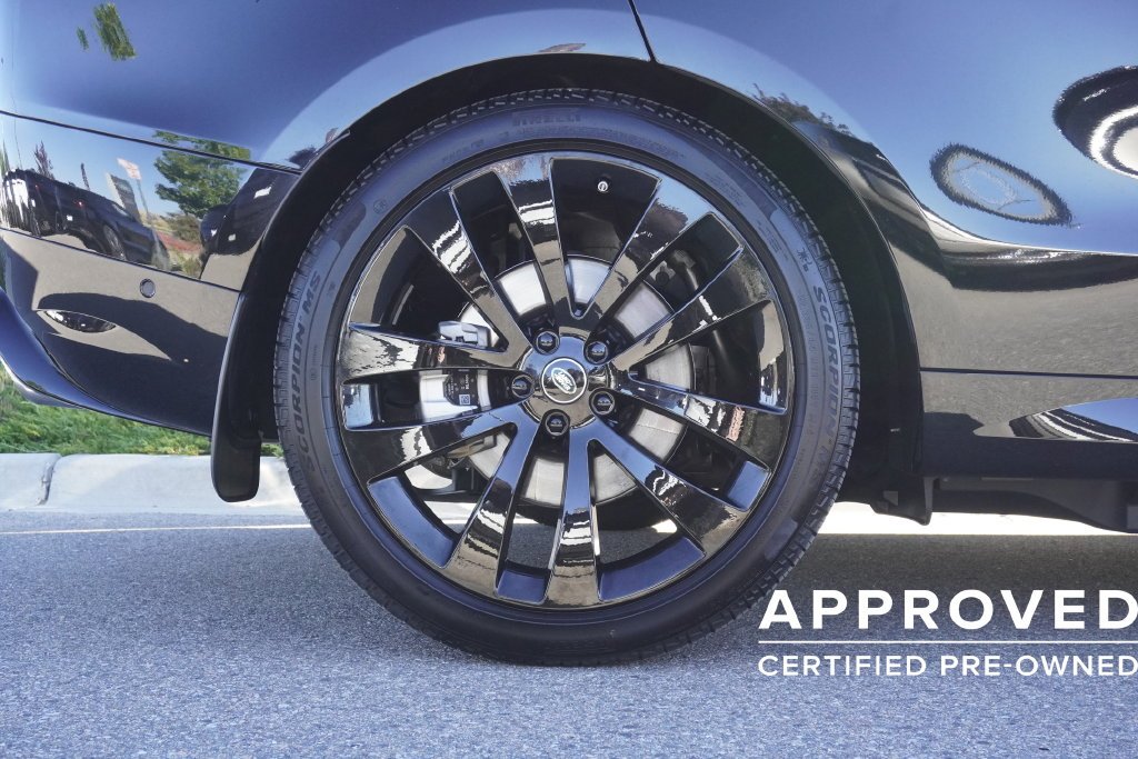 Certified Used 2025 Black Land Rover Dynamic SE image 34