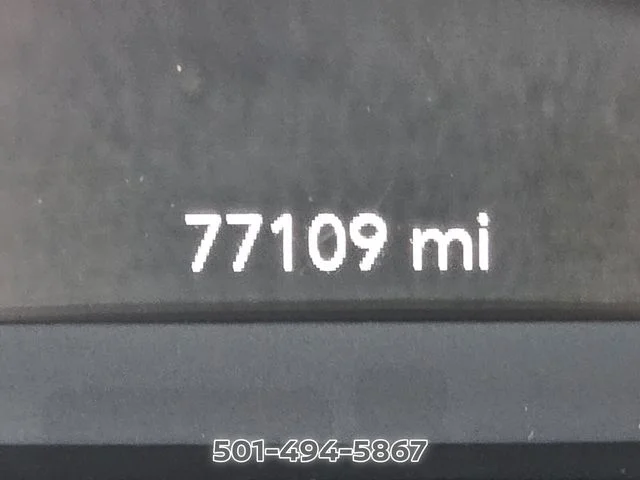 Used 2019 Gray Jeep Latitude Plus image 22
