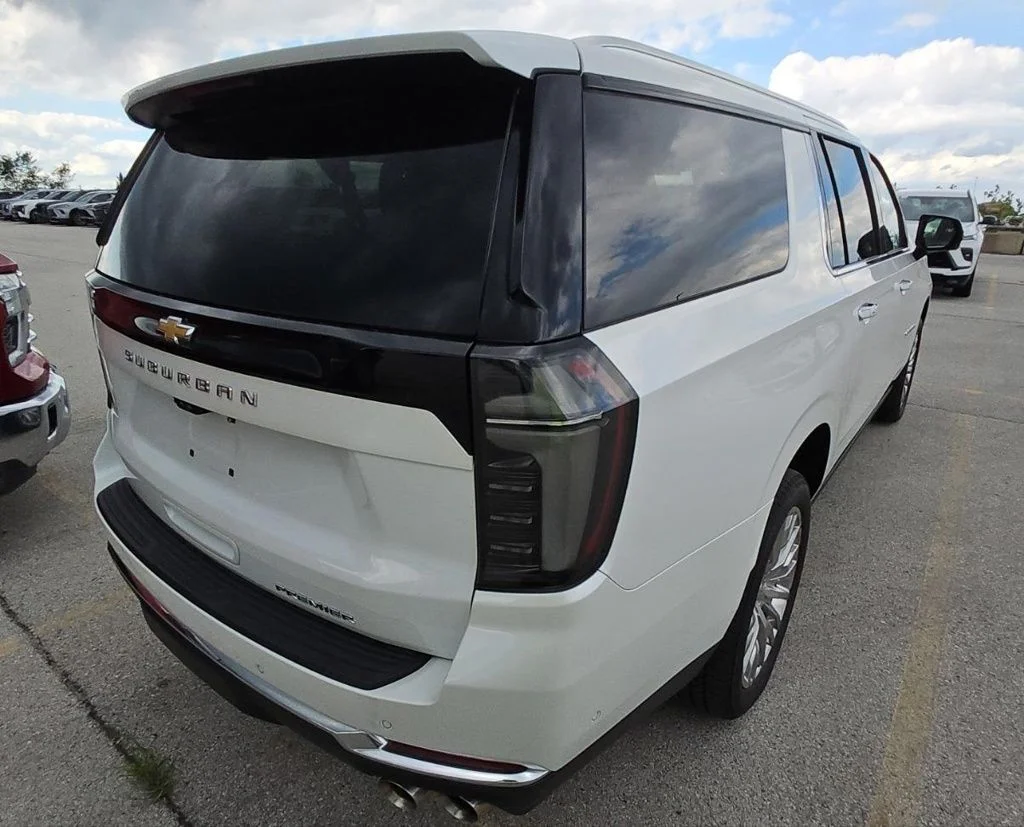 Used 2025 Beige Chevrolet Premier image 3