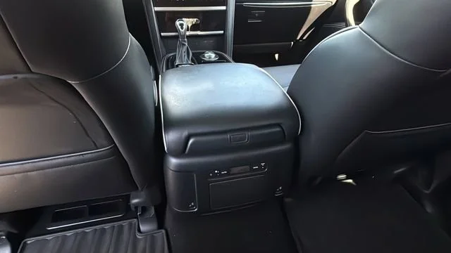 Used 2023 White INFINITI PREMIUM SELECT AWD image 21