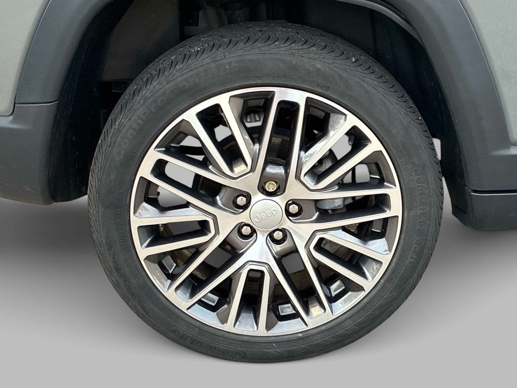 Used 2023 Gray Jeep Limited image 19