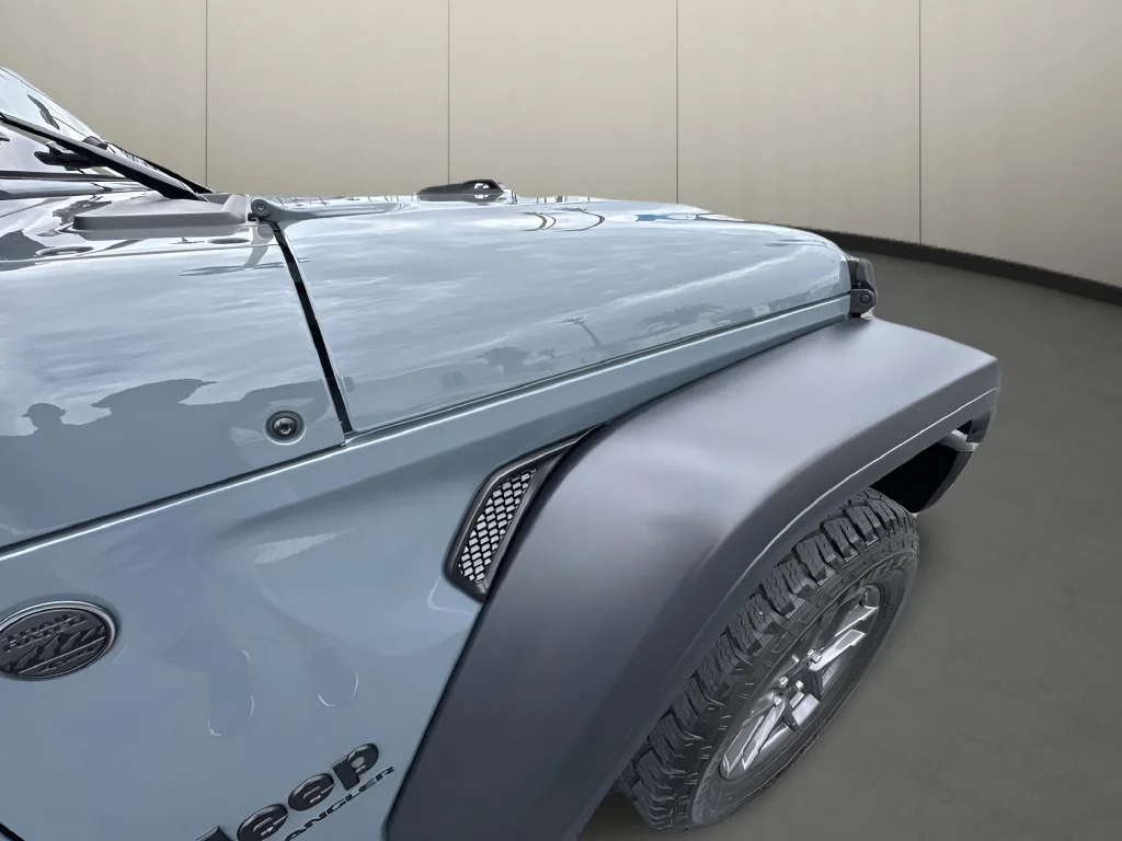 Used 2025 Gray Jeep Sport S image 30