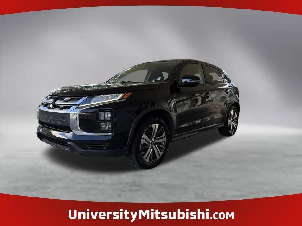 Used 2020 Black Mitsubishi  image 1
