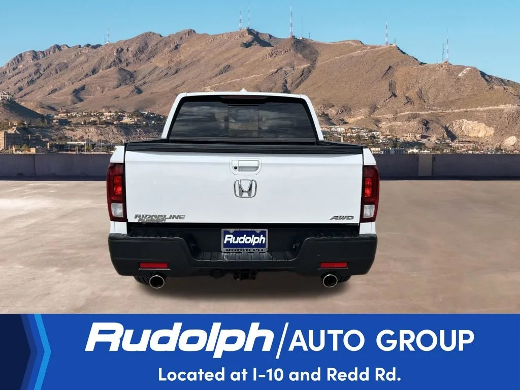 Used 2023 White Honda RTL image 4
