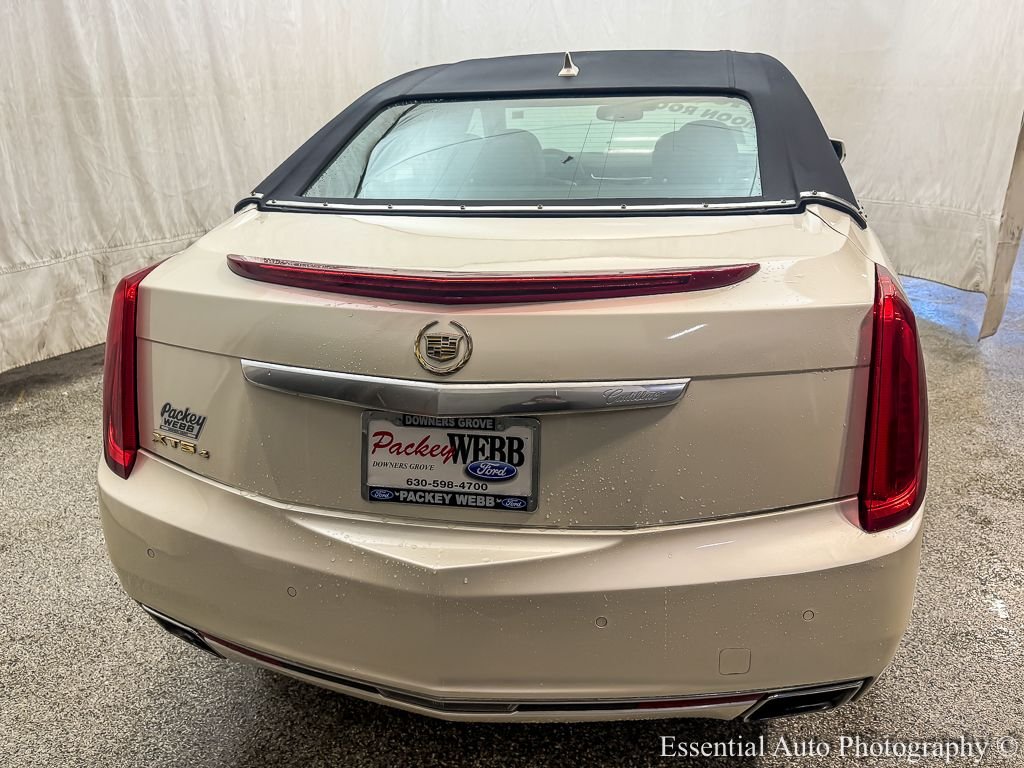 Used 2013 White Diamond Clearcoat Cadillac Premium image 6