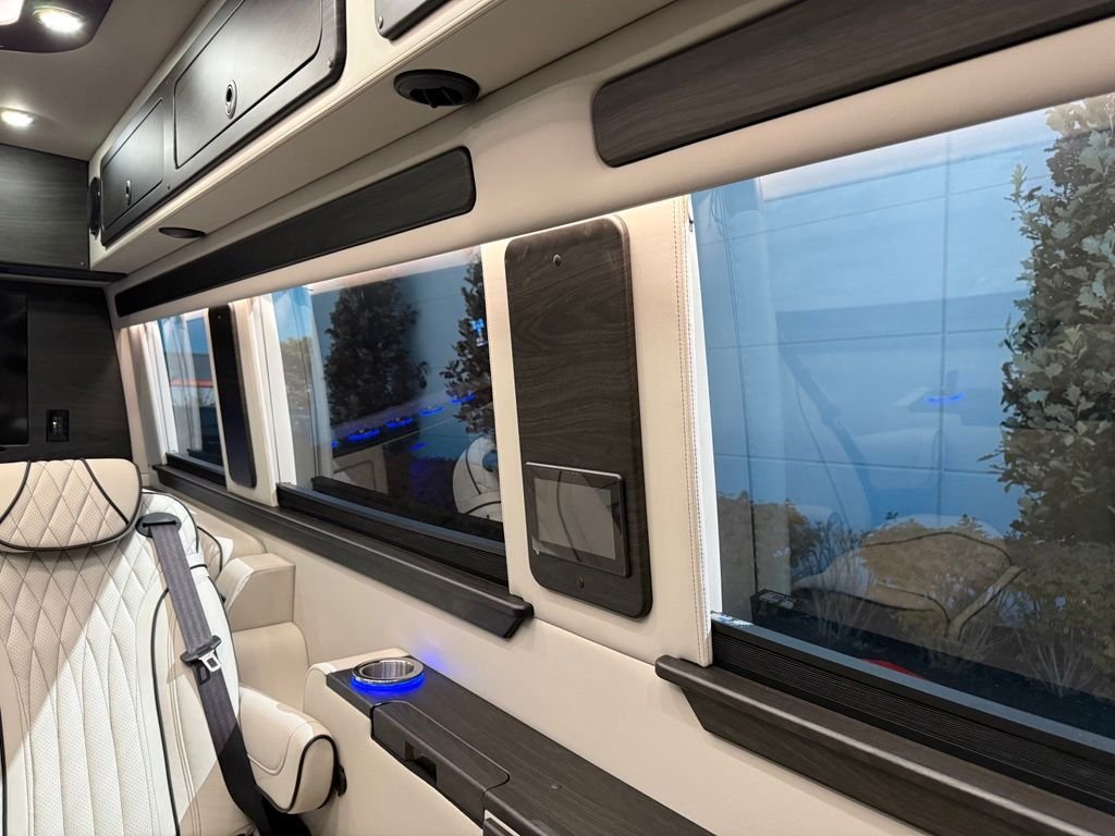 2024 Mercedes-Benz Sprinter Cargo Van Base - Photo 81