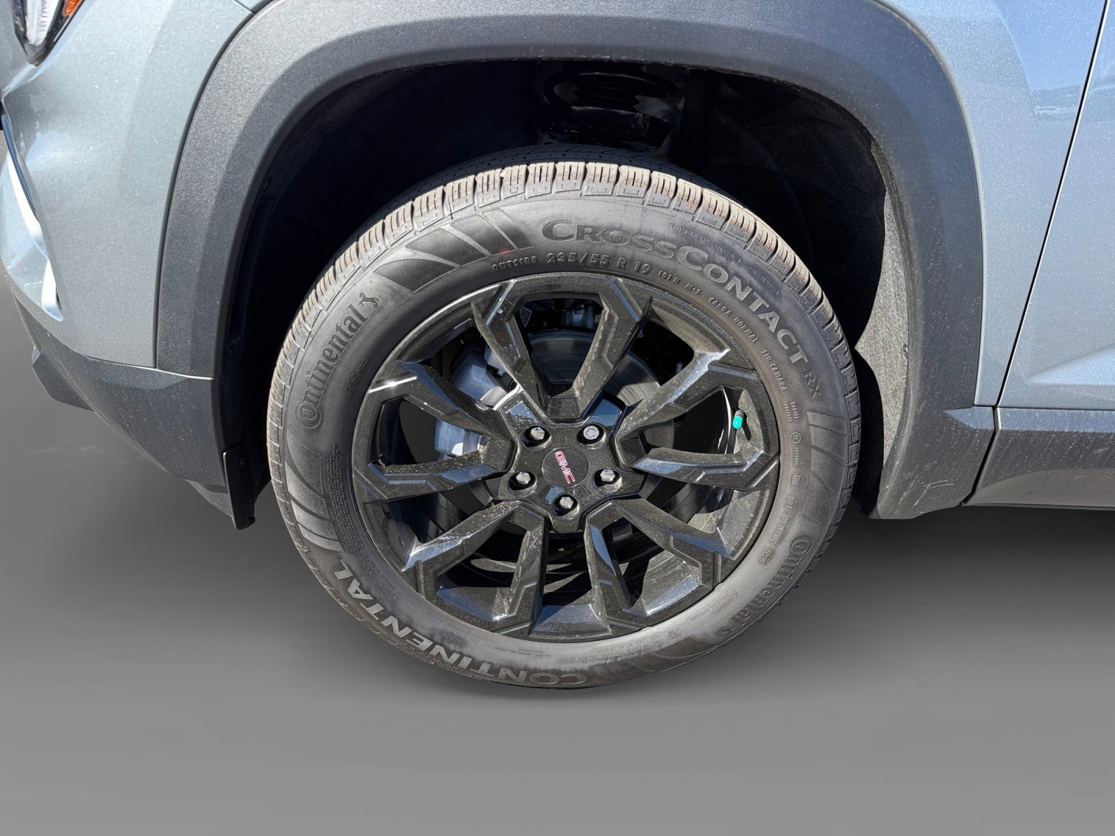 New 2026 Sterling Metallic GMC FWD Elevation image 9