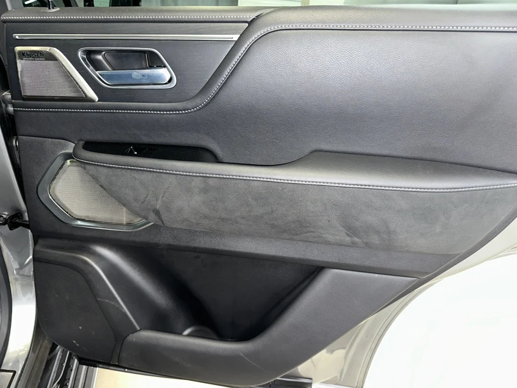 Certified Used 2025 Dynamic Metal INFINITI SENSORY image 31