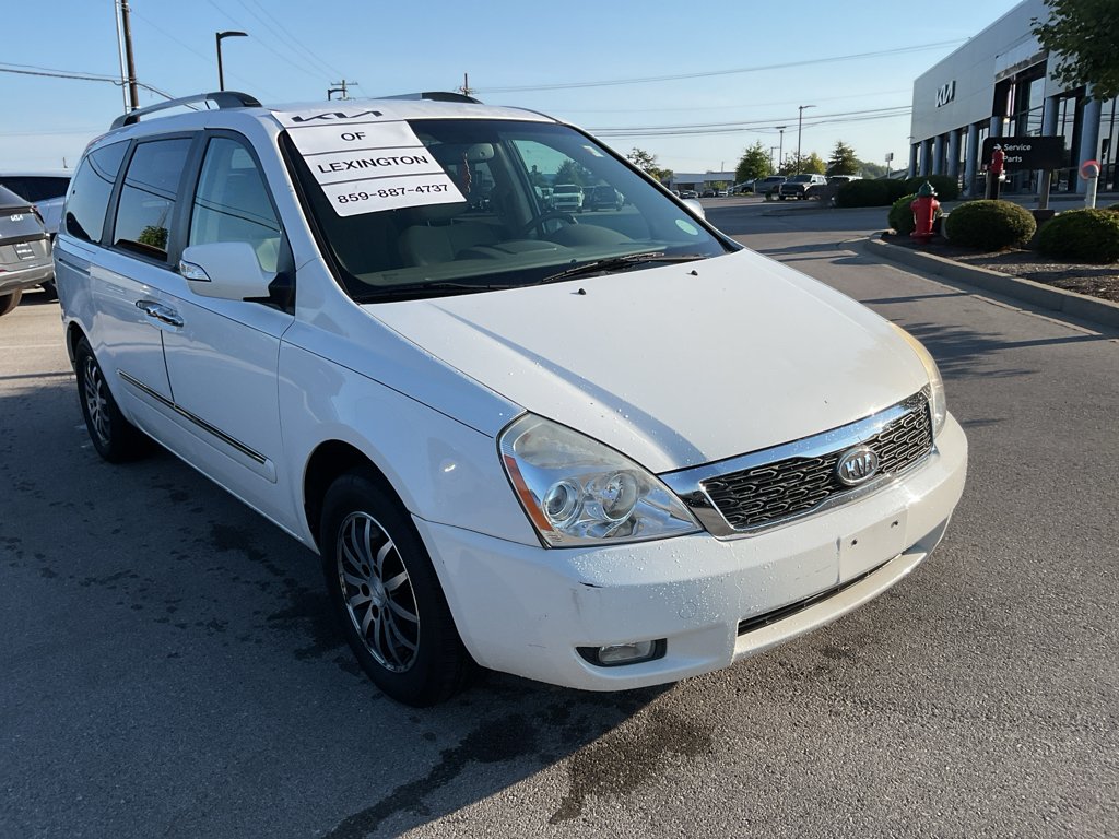 Used 2012 White Kia EX image 2