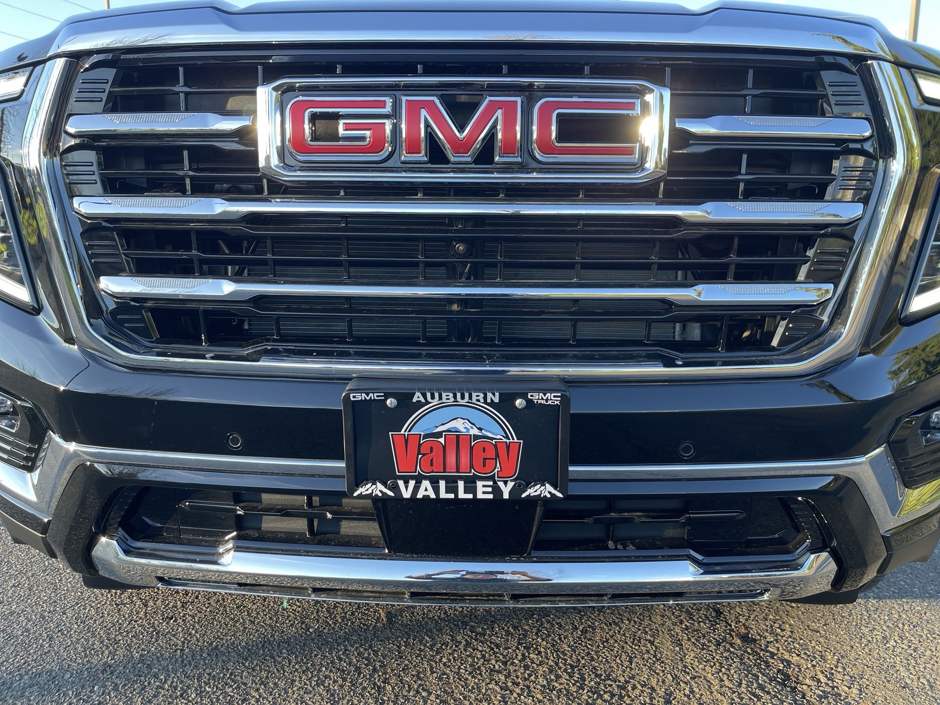 New 2026 Onyx Black GMC Elevation image 65
