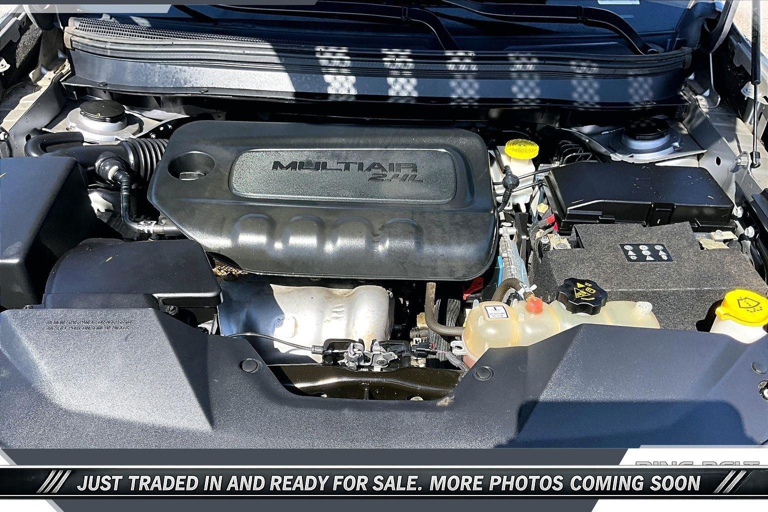 Used 2020 Silver Jeep Latitude FWD image 8