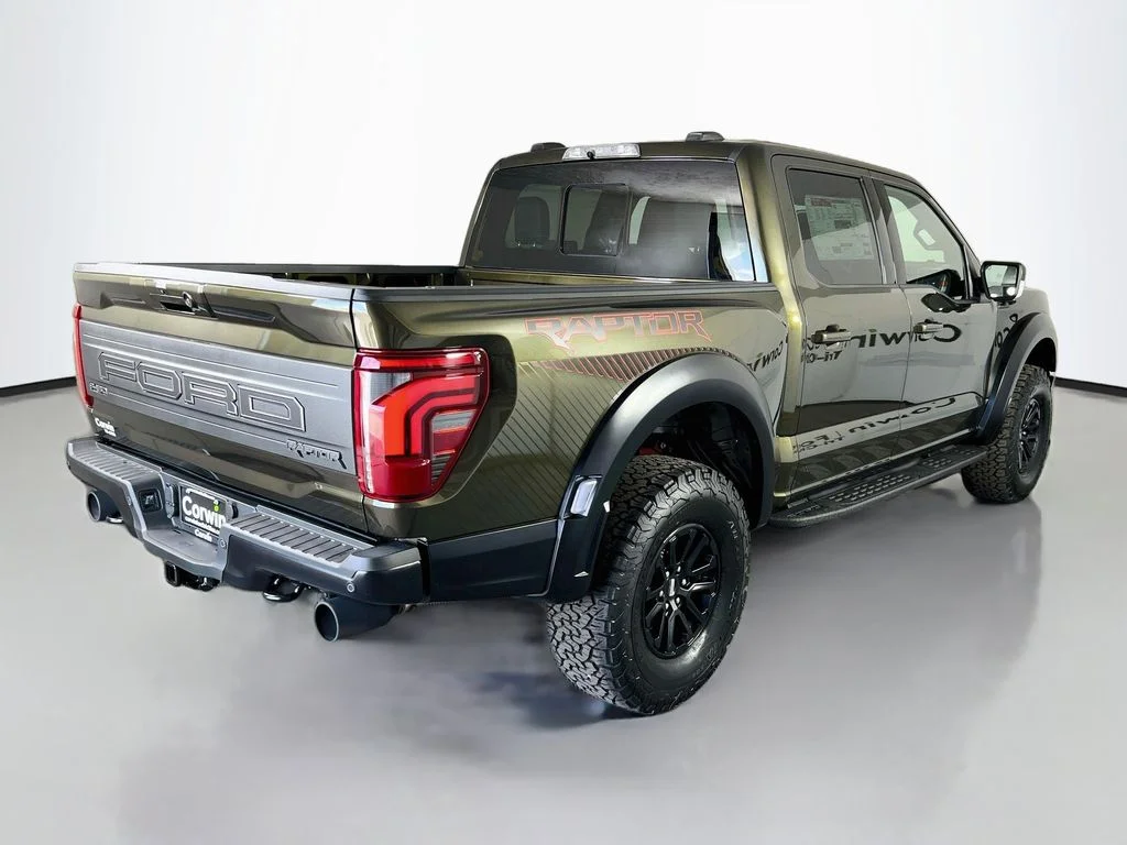New 2026 Shelter Green Ford Raptor image 15