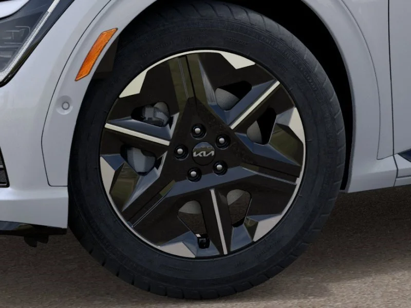 New 2026 White Pearl Kia  image 9