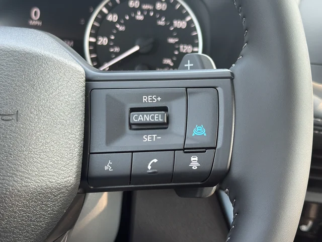 New 2026 Everest White Pearl TriCoat Nissan Dark Armor image 25