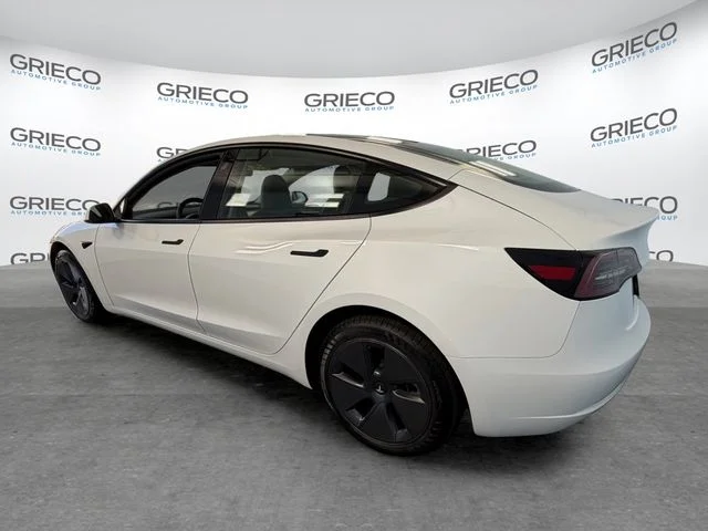 Used 2023 White Tesla Base image 9