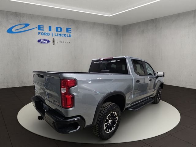 Used 2024 Gray Chevrolet ZR2 image 10