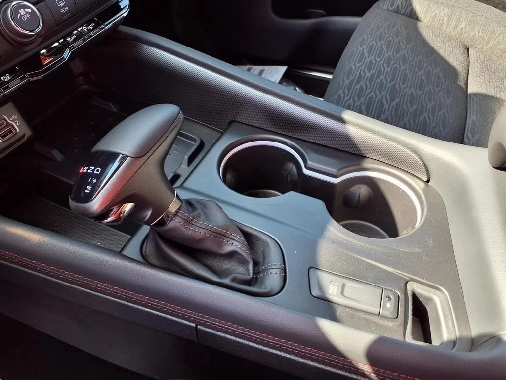 New 2027 Pitch-Black Exterior Paint Dodge GT image 8
