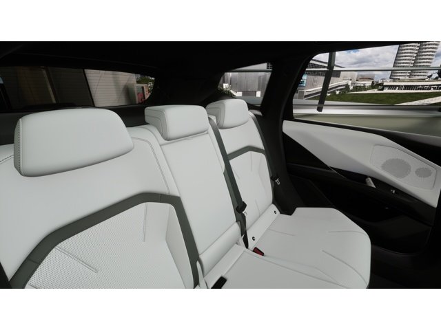 New 2027 Ocean Wave Blue Metallic BMW 50 xDrive image 12