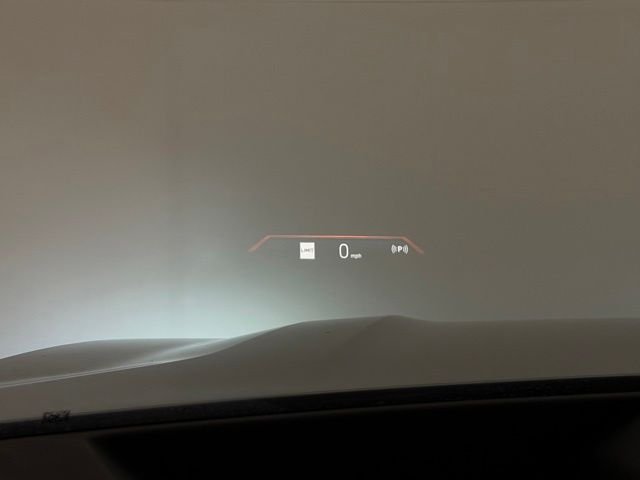 Used 2024 Skyscraper Gray Metallic BMW xDrive40i image 45
