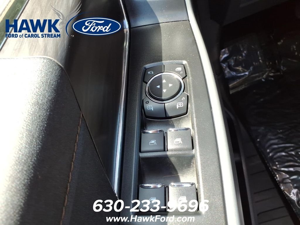 Used 2025 Black Ford Lariat image 18