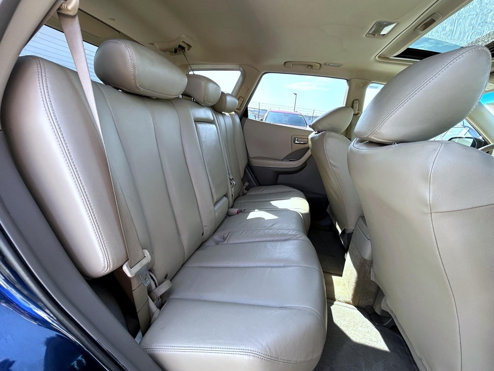 Used 2007 Blue Nissan SL image 19