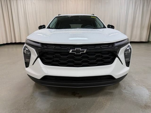 New 2026 Summit White Chevrolet LT image 12