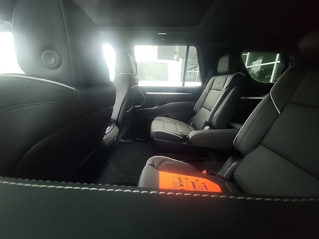 2026 Cadillac Escalade Sport - Photo 6