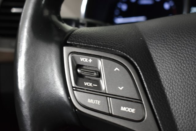 2018 Hyundai Santa Fe Limited Ultimate - Photo 18