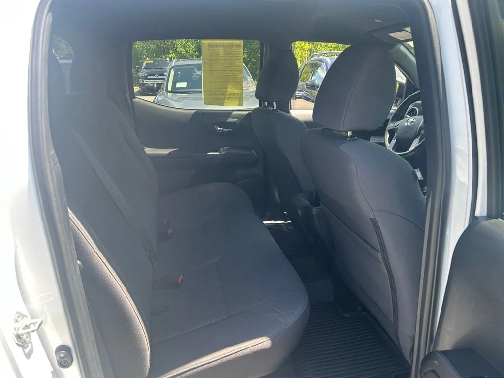 Used 2019 Super White Toyota TRD Off Road V6 image 17